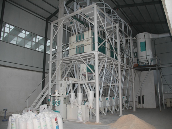 玉米加工機(jī)械常見的幾種水分調(diào)節(jié)措施(圖1) 玉米加工機(jī)械